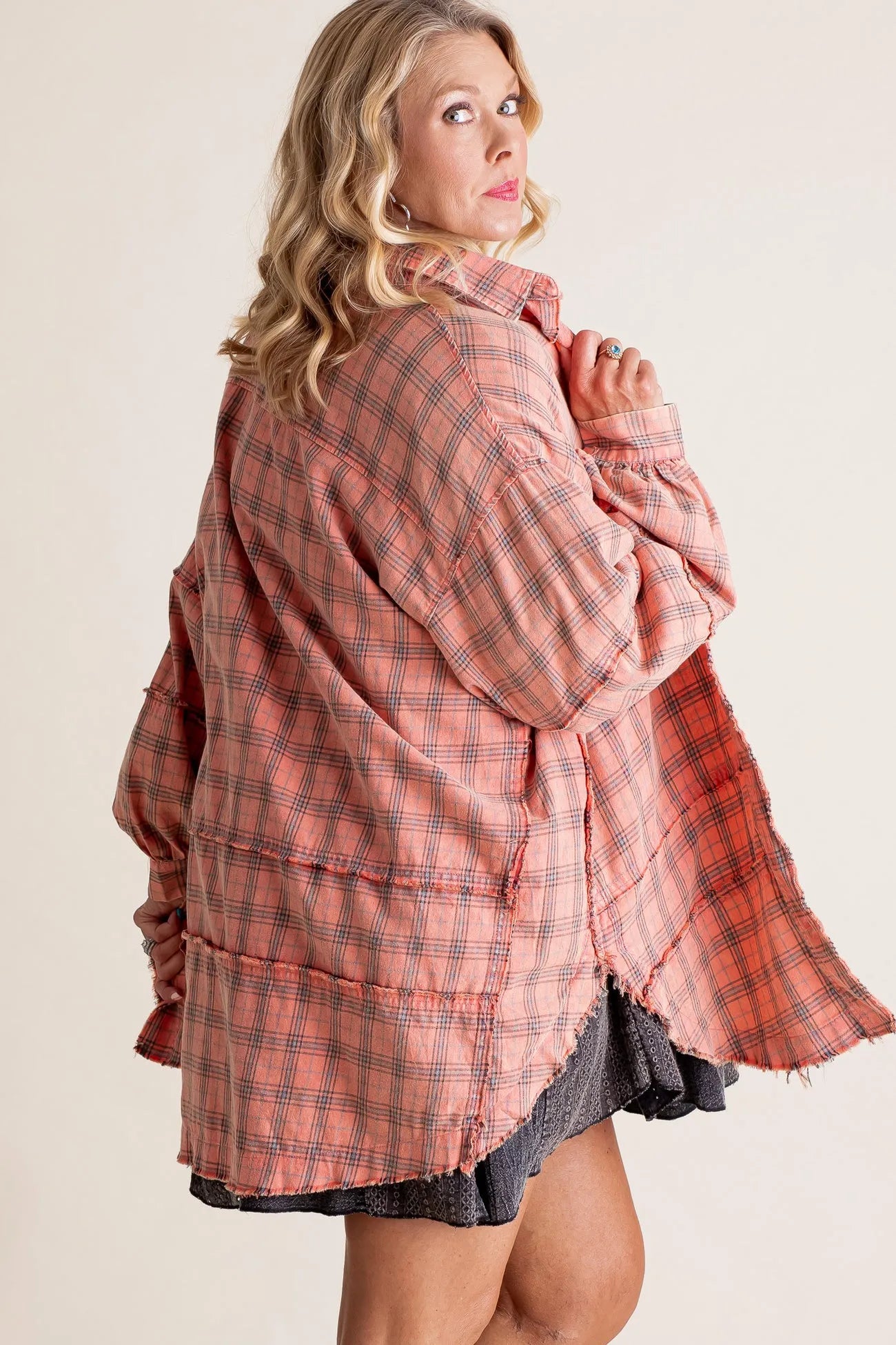 Tiktok Hot Sale Women's Seams Raw Edge Washed Oversized Shirt Jacket
