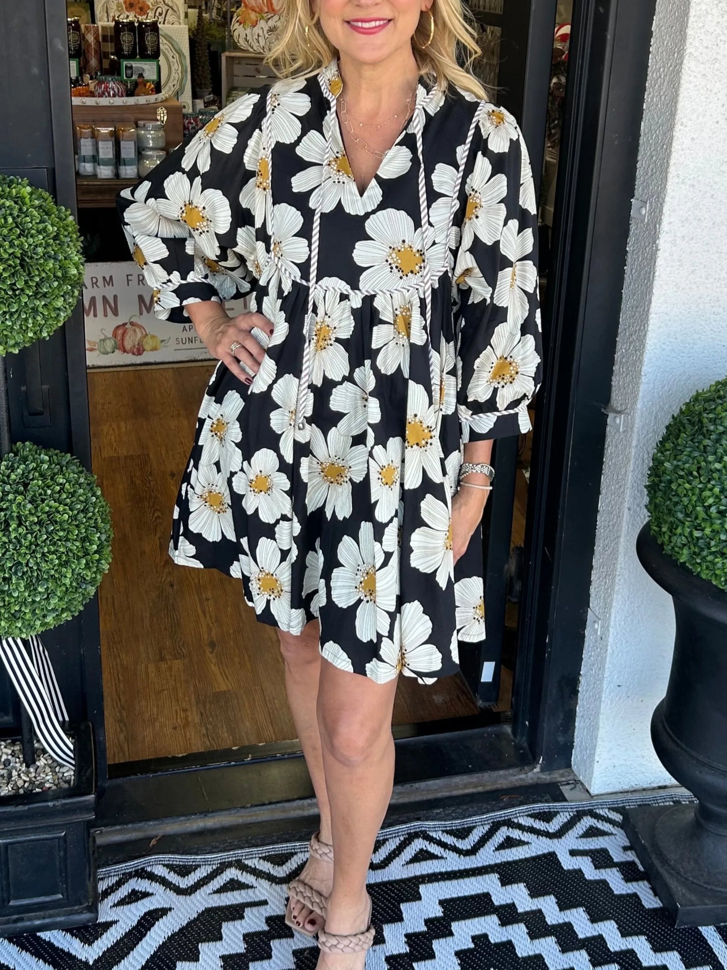 V-neck Puff Sleeve Floral Dress